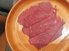 -牛YO寿喜烧·铁板烧和牛火锅自助(市府恒隆店)