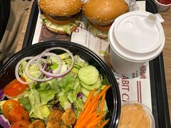 -The Habit Burger Grill 哈比特汉堡(世博店)