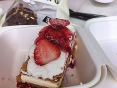 -BUTTERFUL&CREAMOROUS 黄油与面包(三里屯太古里店)