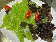 -华光驿站私房菜·黑金冠