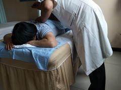 -席仁堂推拿按摩脊柱调理(世纪科贸大厦店)