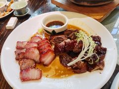 招牌烧鹅拼叉烧-猪肉婆私房菜(容桂总店)