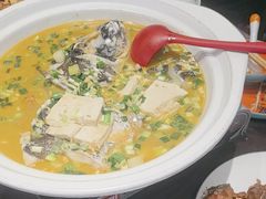 -川流不息·地道川菜·小龙虾(松东路店)