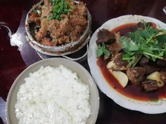 红烧牛肉-梯坎豆花
