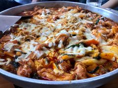 -亲昵春川鸡排(韩国美食街店)