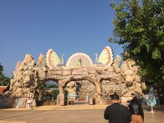 -西双版纳融创皇冠假日度假酒店