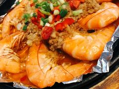 -关东小磨东北菜(上海长风大悦城店)