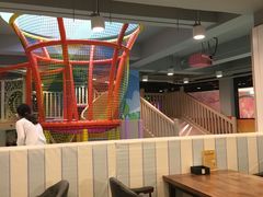 -布鲁豪斯亲子欢乐家庭餐厅