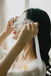 点击看大图 -艾米丽婚纱礼服