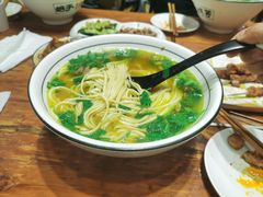 -杨记清芳牛肉拉面(京广路店)