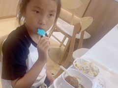 -亚惠美食广场(大连开发区安盛购物广场店)