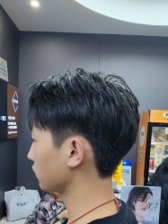 -藤野造型烫染·漂发