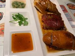 -新大咀港式茶餐厅(宝山万达店)