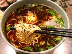 -臻老板牛肉面(光华路SOHO店)
