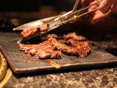 现切肩胛牛排-老乾杯和牛烧肉(王府中环店)