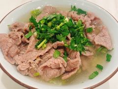 奔跑牛肉-犇逸·乐山跷脚牛肉·四川现炒(览海店)