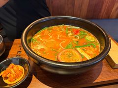 -银米·云南传统过桥米线(双廊黑金冠店)