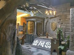 -暴风岛沉浸式体验馆(百联世纪店)