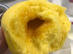 招牌流沙包-东鑫记港式茶餐厅(南京东路店)