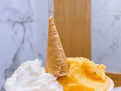 牛奶小布丁-极拉图·现制冰淇淋(大卫城店)