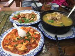 -阿鹏故事云南野生菌火锅(人民路店)