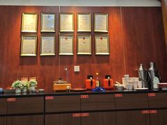 -阿瓦山寨·湘菜现炒·剁椒鱼头王(咸阳总店)