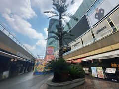 -上海世纪汇广场