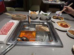 -海底捞火锅(新松江路生日主题店)