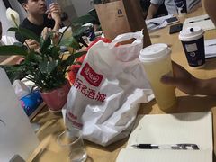 -瑞幸咖啡(厦门SM二期新生活广场店)