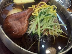 -服务大楼冷面(延大店)