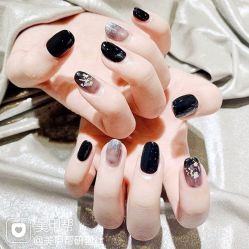 -Pink You美甲洗眉纹绣定制中心