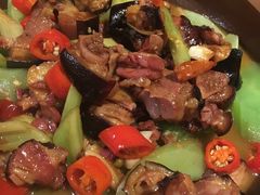 湘西腊猪脚煲-洞庭土菜小炒馆(易发广场店)