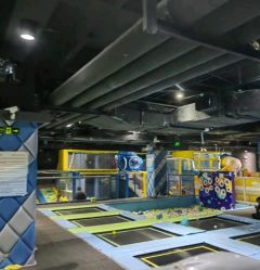-反弹蹦床公园·亲子乐园·团建·派对(青岛融创茂店)