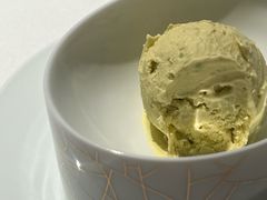 自制冰淇淋-荣轩(新荣记环球金融中心店)