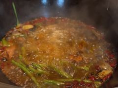 -哈尔滨烧烤·山河村铁锅炖(交大店)