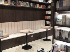 -钟书阁(群光广场店)