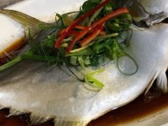 清蒸鲳鱼-四川小胡子海鲜(丁村万人海鲜广场店)