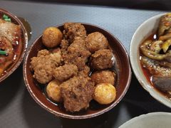 -董哥山城碗碗香(美专校街店)