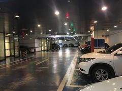 -虹桥天地-停车场