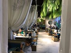 大堂-三个椰子·现砍椰子鸡(金源CBD店)