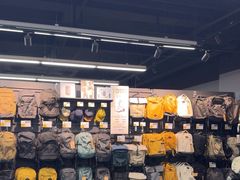 -迪卡侬(西三旗店)