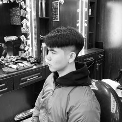 点击看大图 -Barber潮先生男士理发店