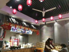 -爆炸头阿姨小四川正宗川味小吃(无任何分店)