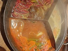 -巴卤社老火锅(财富店)