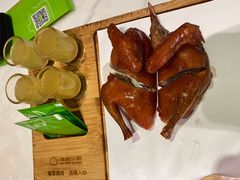 红烧乳鸽-汤城小厨(西直门凯德MALL店)
