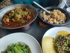 -江宴渔村·鱼鲜土菜(紫荆广场店)