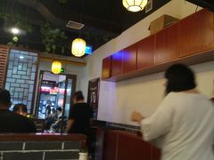 -周周有辣火锅馆(玖耀里店)