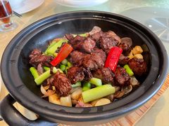 砂锅黑椒牛肉-粗茶淡饭·隐庐私厨(东亭店)
