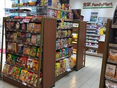 -全家便利店(南峰中心店)