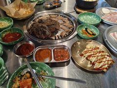 -欧巴炭烤肉오빠숯불구이(南京东路店)